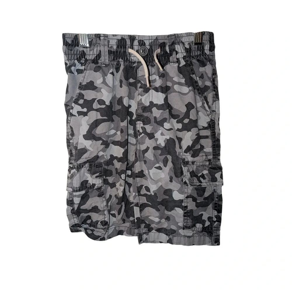 The Childrens Place Boys Grey‎ Camo Cargo Shorts Size 7 Elastic Waist Drawstring